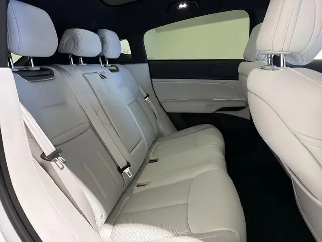XPENG G6