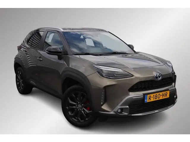 Toyota Yaris Cross 1.5 Hybrid Explore Parkeersensoren voor en achter, Stoelverwarming, Apple Carplay...