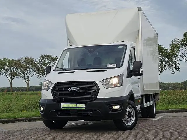 FORD TRANSIT 2.0 Bakwagen Laadklep Spoiler Dubbellucht 170PK Euro6 Airco!