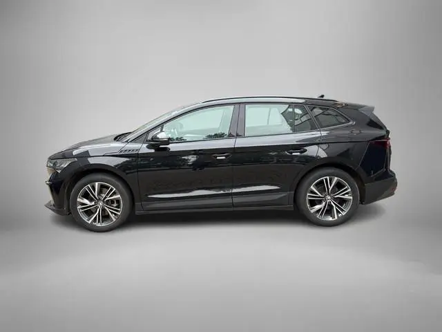 Skoda Enyaq iV 60 180pk · SOH 97,5% · Camera · Apple/Android Car Play · Navigatie · P-Sensoren · Cru...
