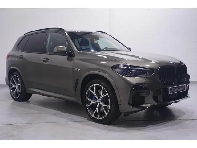 BMW X5 xDrive45e High Executive SOH 95% M-sport Panorama dak Luchtvering Comfort acces Head-up displ...