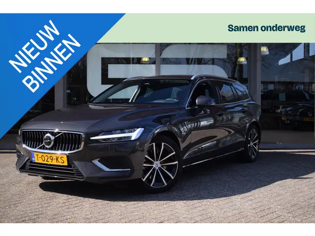 Volvo V60 2.0 T6 PHEV AWD Core Bright |ACC|CAM|STOEL+STUURVW