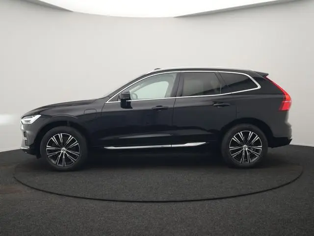 Volvo XC60 T6 AWD FACELIFT MODEL Inscription PHEV 350pk Dealer O.H | Panodak | Adaptive Cruise | Cam...