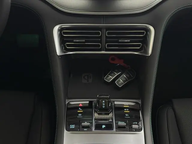 BYD SEAL U