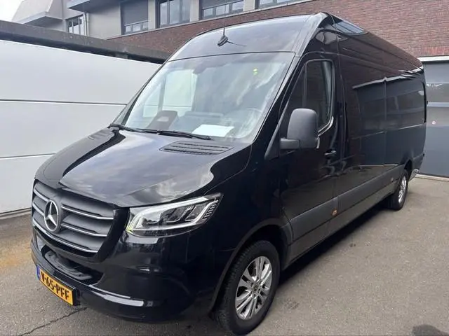 Mercedes-Benz Sprinter 317 1.9 CDI L3H2 RWD Alu LED Leder