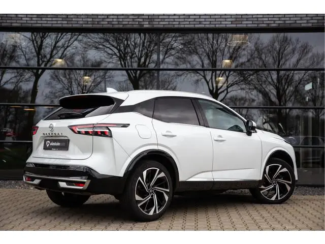 Nissan Qashqai 1.3 MHEV Xtronic Tekna Plus Propilot , Panoramadak, Adap. cruise, 360°/3D camera,