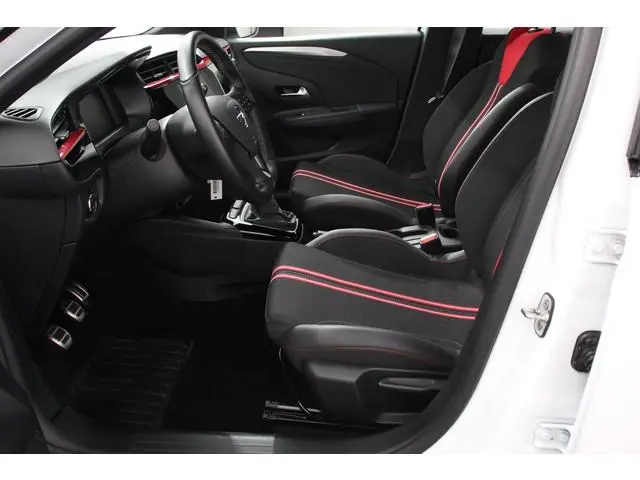 Opel Corsa 1.2 100pk GS Line Navigatie Appel Carplay/Android Auto Airco Camera Parkeer sensoren Extr...