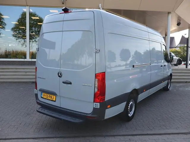 Mercedes-Benz Sprinter 315 1.9 CDI 150 PK AUT9 L3H2 + LED | CAMERA | NAVIGATIE | CARPLAY | PDC | CRU...