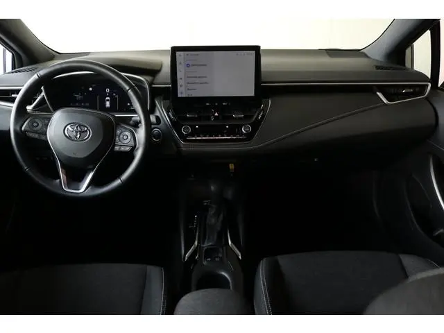 Toyota Corolla Hybrid 140 Dynamic, Parkeersensoren , Stuur en stoelverwarming, Camera, Sensoren, App...