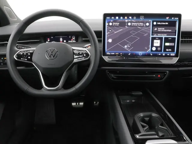 Volkswagen ID.7 Pro Limited Edition 77 kWh accu 286 pk · Achteruitrijcamera · Draadloze telefoonverb...
