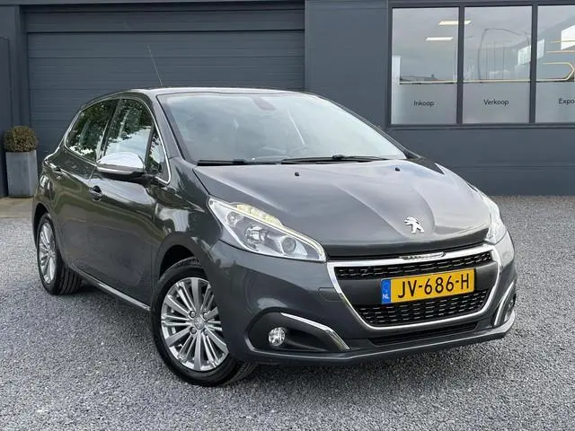 Peugeot 208 1.2 PureTech Allure 2e Eigenaar,Dealer Onderhouden,Trekhaak,Navi,Pdc,110pk,Clima,Cruise,...