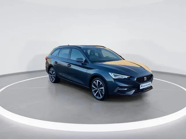 SEAT Leon Sportstourer 1.4 TSIeHybrid 150kW/204PK PHEV FR · Camera · Navigatie · Leder/Alcantara · A...