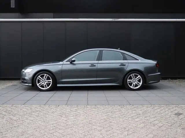 Audi A6 Limousine 1.8 TFSI ultra Advance Sport | TREKHAAK | PDC | STOELVERW. | CRUISE | NAVI |