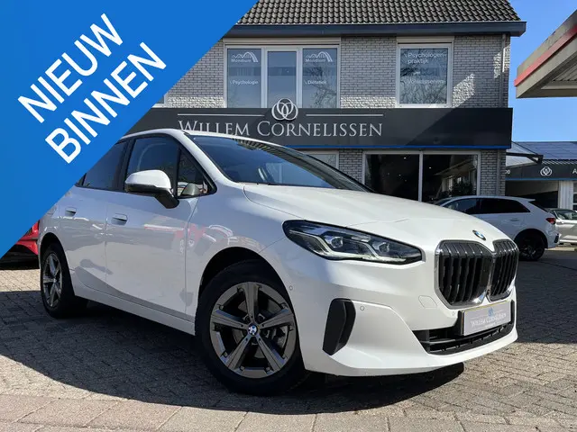 BMW 2-serie Active Tourer 218i aut. Head Up 360 Camera LED Apple Carplay