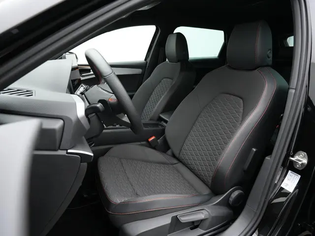 SEAT Leon Sportstourer 1.5 TSI e-Hybrid 204 pk FR Business | Trekhaak | Matrix LED | Achteruitrijcam...