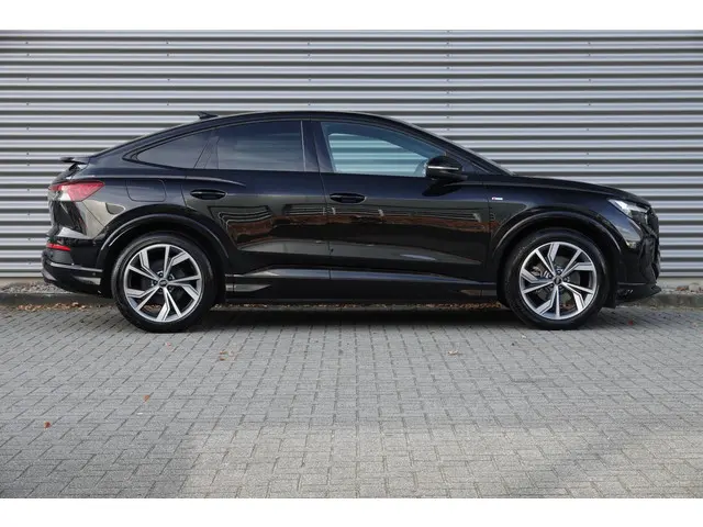 Audi Q4 Sportback e-tron