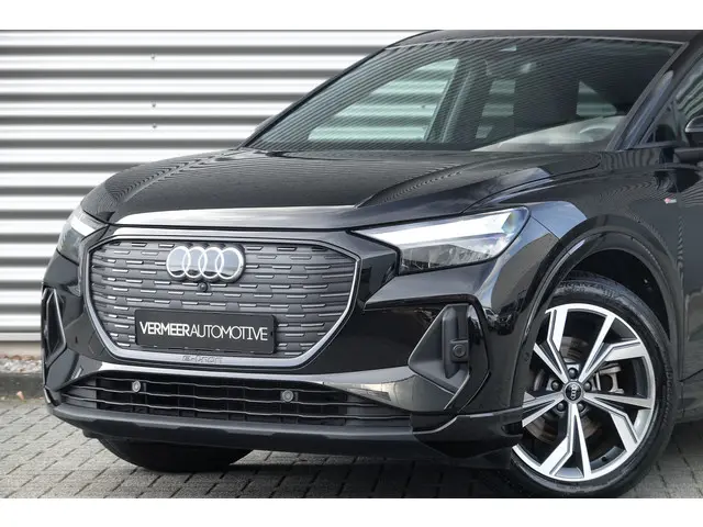 Audi Q4 Sportback e-tron 35 Edition 55 kWh | Camera | Stoelverw. | S-line Exterieur | ACC | Sfeer |
