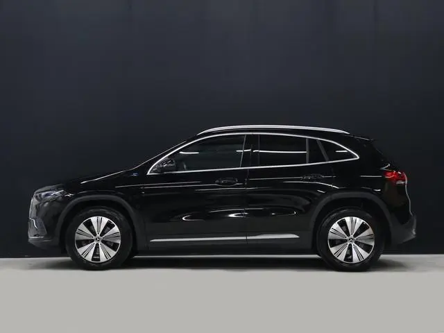 Mercedes-Benz EQA 250 Business Solution Luxury 67 kWh [SOH 97%, ADAPTIVE CRUISE, STOELVERWARMING, CA...