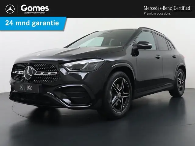 Mercedes-Benz GLA 180 Business Solution AMG | Trekhaak | HUD| Memory | Pano | 360 Camera