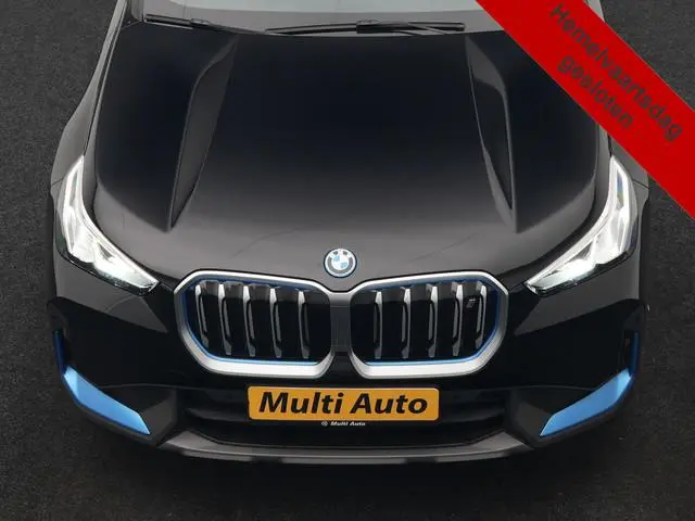 BMW iX1