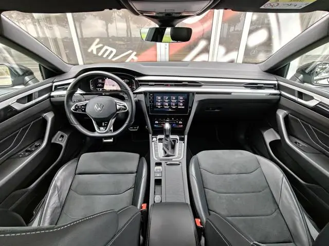 Volkswagen Arteon SB 2.0 TSI R-Line Business+ / Automaat / Camera / Carplay / Pano / 