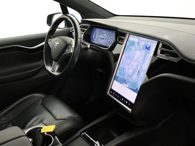 Tesla Model X 75D + TREKHAAK 2250 KG | LEDER | PANORAMA | LUCHTVERING | 20 INCH