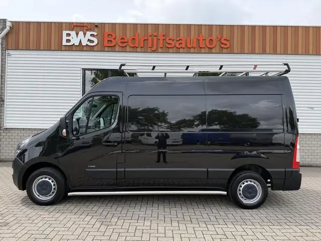 Opel Movano 2.3 Turbo 136pk L2H2 / vaste prijs rijklaar € 20.950 ex btw / lease vanaf € 342 / zwart...