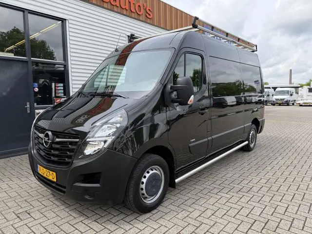 Opel Movano