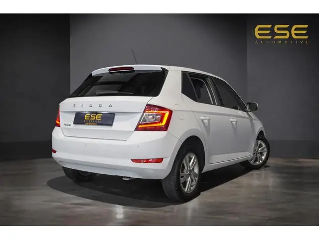 Skoda Fabia 1.0 TSI Ambition | Automaat | Camera | Carplay | Stoelverwarming | Climate