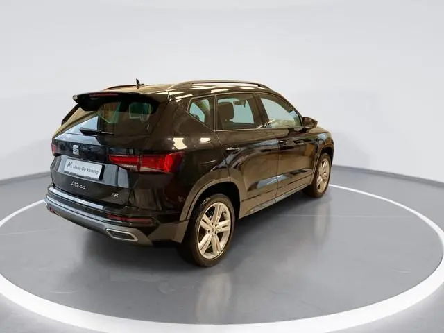SEAT Ateca 1.5TSI/150PK DSG FR FL · Apple/Android · Camera + Parkeersensoren · Stoel- & Stuurverwarm...