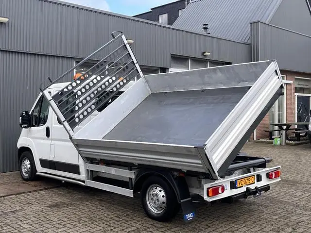 Citroën Jumper 35 2.2 HDI L3 3 Zijdenkipper Kieper Trekhaak 2500 kg trekgewicht 7-Persoons Telefoonv...