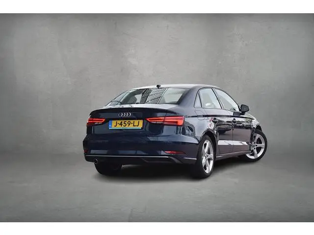 Audi A3 Limousine 30 TFSI Advance | Sportstoelen | Climate | Cruise | Sensoren