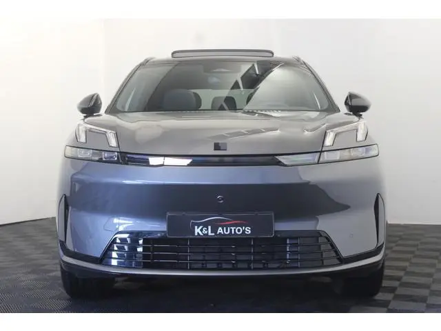 Lynk & Co 08