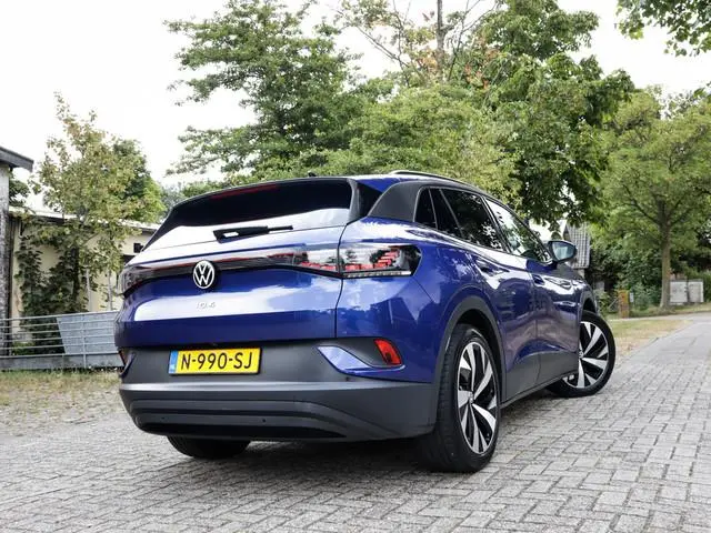 Volkswagen ID.4 Business 77 kWh 3-Fase 2e-Eig. & Dealer-Onderh. BOVAG-Garantie. NL-Auto.