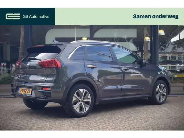 Kia e-Niro ExecutiveLine 64 kWh |ACC|STOELKOELING|CARPLAY|NAV
