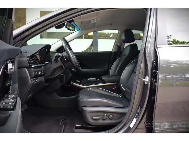 Kia e-Niro ExecutiveLine 64 kWh |ACC|STOELKOELING|CARPLAY|NAV