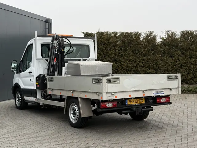 Ford Transit 2.0 TDCI EURO 6 / PICK UP / HIAB KRAAN T-CLX 013 / 2.7 TONS TREKHAAK / 34.988 KM! / 1e...