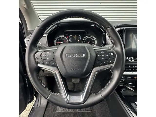 Isuzu D-Max