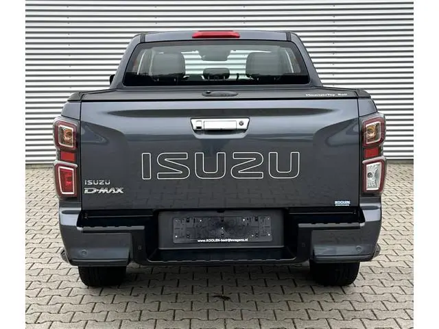 Isuzu D-Max