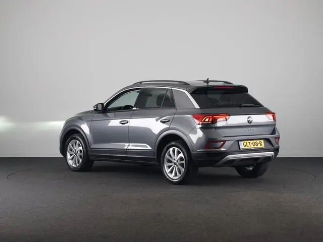 Volkswagen T-Roc 1.0 TSI Life Edition 115 pk | Verlengde garantie | Navigatie via App | Parkeersenso...