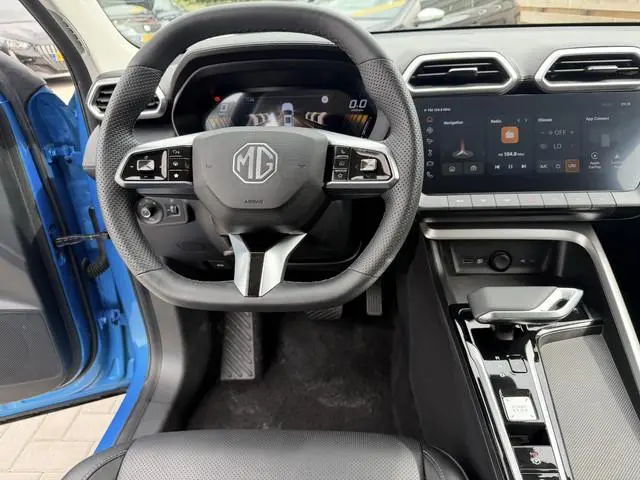 MG ZS