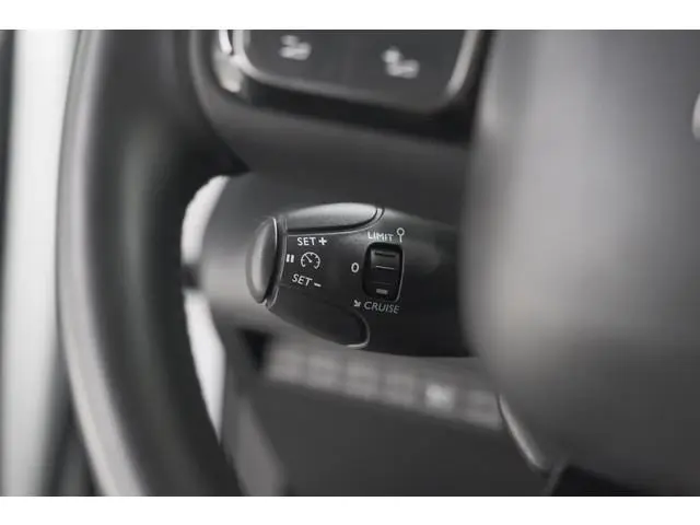 Citroen ë-Berlingo 136 L1 50 kWh | SOH 99,1% | Camera | Vloerplaat Laadruimte | Apple Carplay | Park...