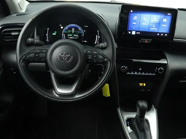 Toyota Yaris Cross 1.5 Hybrid 115 Business | All season | Carplay navigatie | Camera | Adaptive crui...