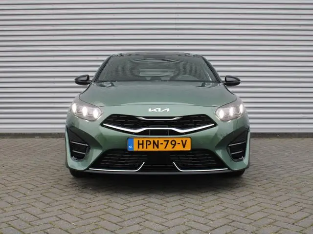 Kia Ceed 1.5 T-GDi GT-Line | Stuur-/stoelverwarming | Schuifdak | Cruise adapt. | Camera | 17" LM |...