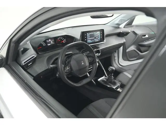 Peugeot 208 PureTech 100 Allure | Apple Carplay | Parkeersensoren | Lichtmetalen velgen