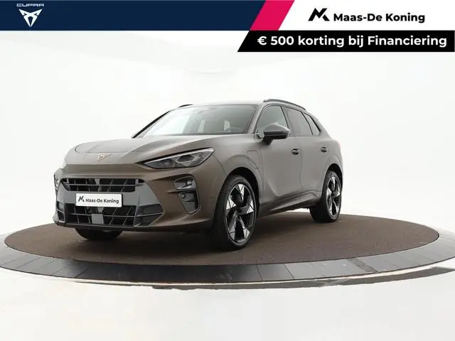 CUPRA Terramar 1.5 TSI 272pk DSG e-Hybrid VZ Performance · Camera · Wegklapbare Trekhaak · Sennheise...