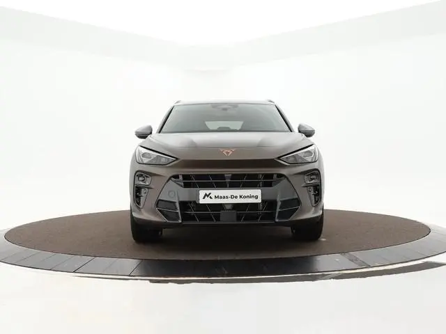 CUPRA Terramar 1.5 TSI 272pk DSG e-Hybrid VZ Performance · Camera · Wegklapbare Trekhaak · Sennheise...