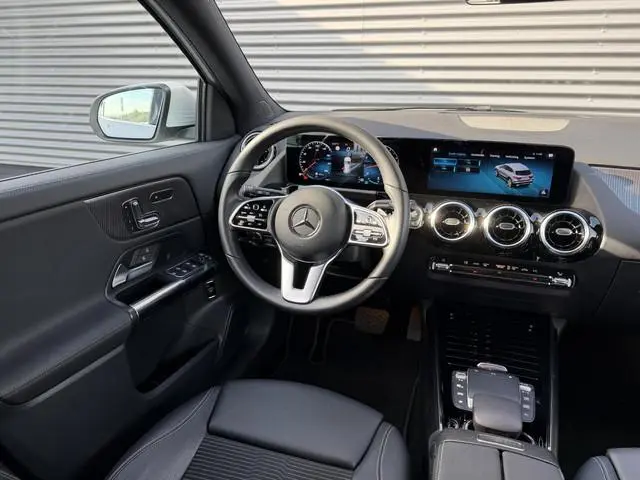 Mercedes-Benz GLA-klasse 200 Style |Trekhaak|Multibeam|Memory|Elek.klep|