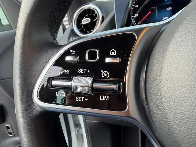 Mercedes-Benz GLA-klasse 200 Style |Trekhaak|Multibeam|Memory|Elek.klep|