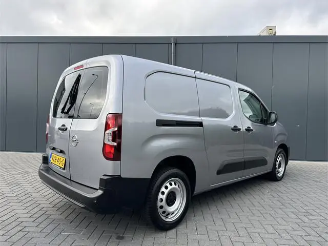 Opel Combo 1.5 BlueHDi 130 PK AUTOMAAT / L2H1 / 1e EIG. / STUURVERW. / CRUISE / AIRCO / APPLE CARPLA...